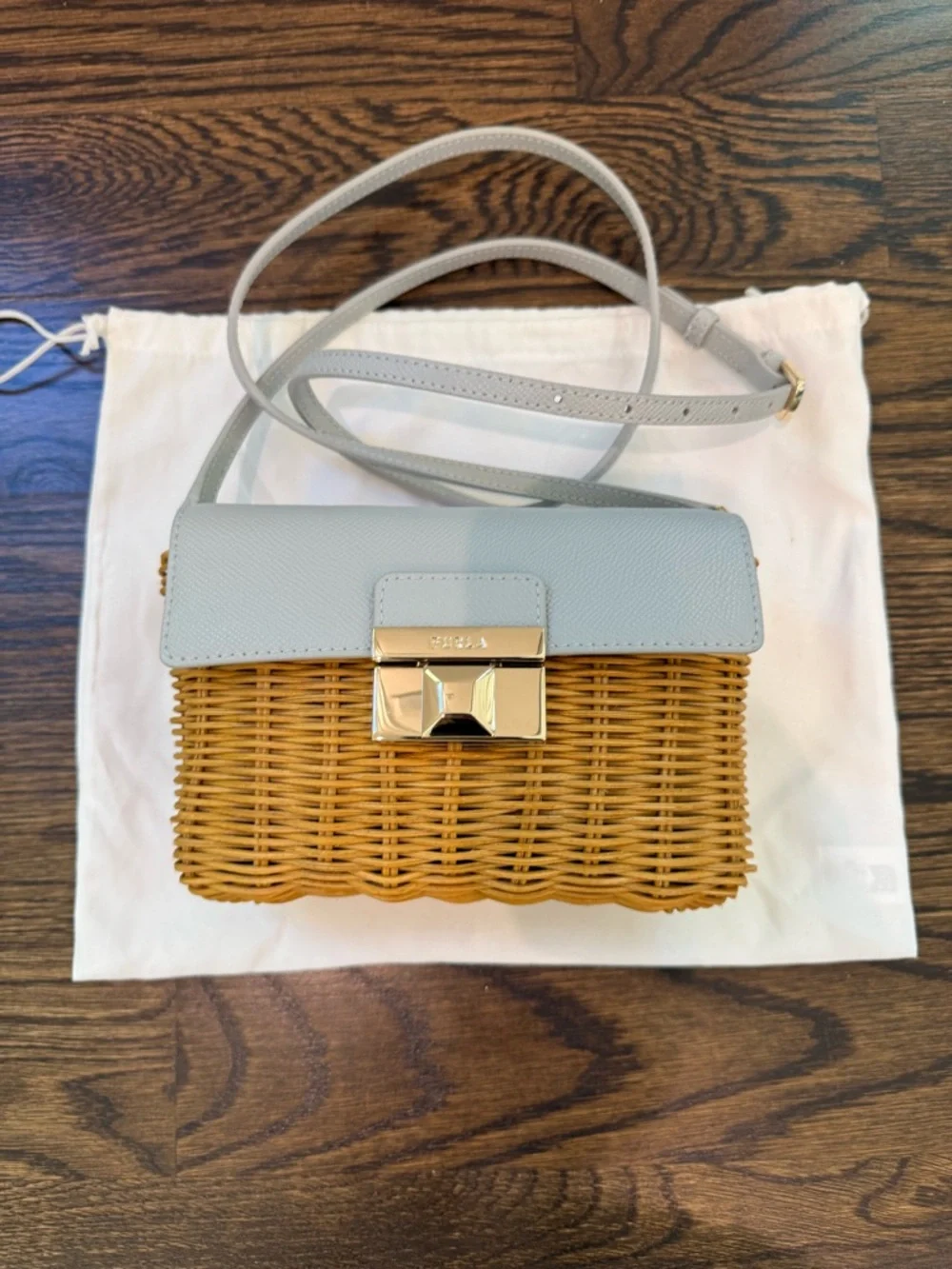 Furla Straw Woven Crossbody Bag NWT - spring purse - Picture 3 of 10